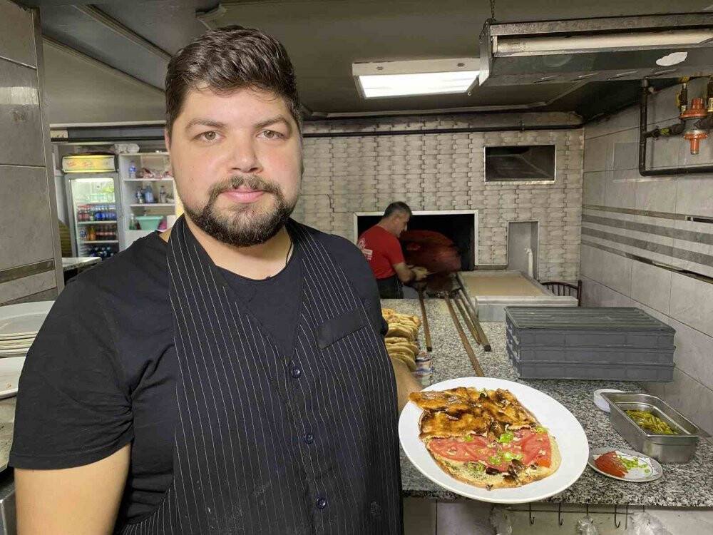 Konya'nın geleneksel lezzeti: Anadolu’nun pizzası: "Yağ somunu"