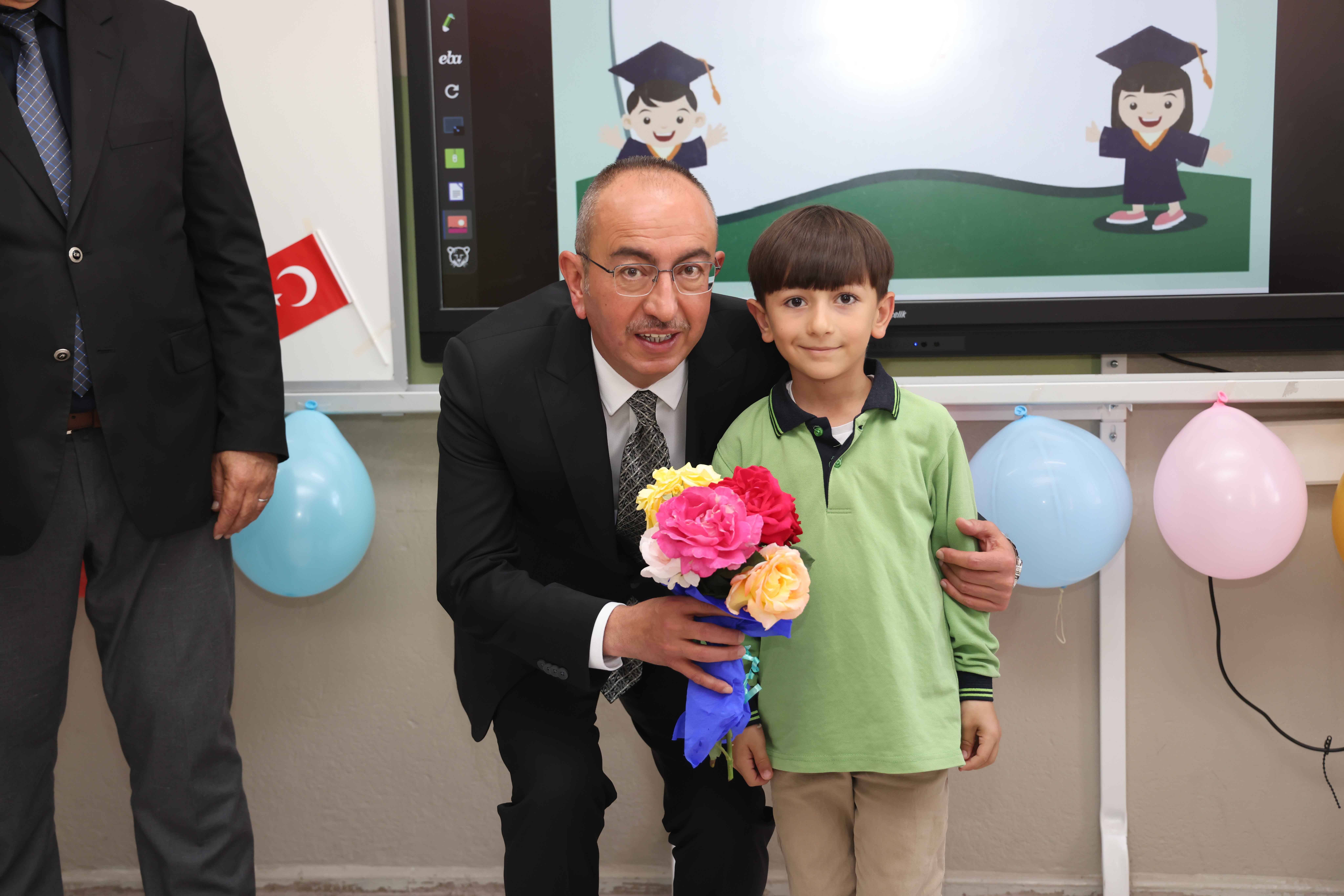 meramin-egitime-mega-destegi-5.jpg