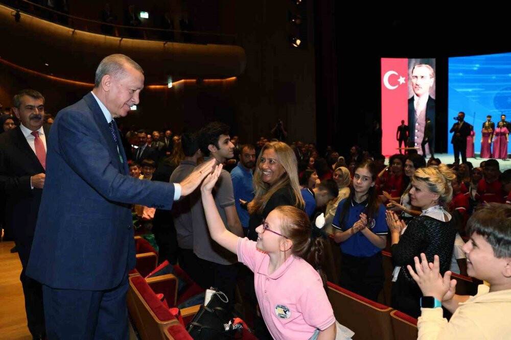 Cumhurbaşkanı Erdoğan’dan öğretmenlere müjde