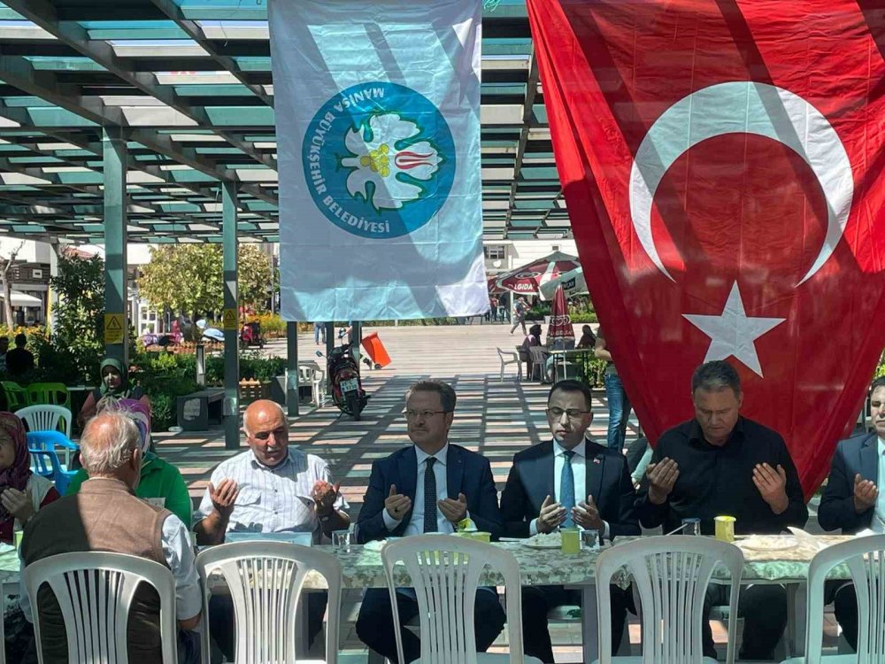 Manisa Köprübaşılı şehit Hikmet Güler dualarla anıldı