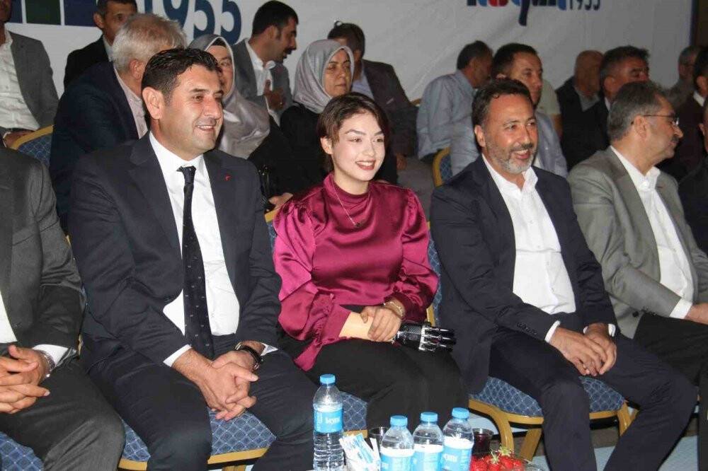 Rabia Birsen Göğercin, ata topraklarında festivale katıldı