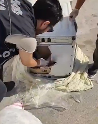 Konya'da araçtaki çamaşır makinesinden uyuşturucu çıktı