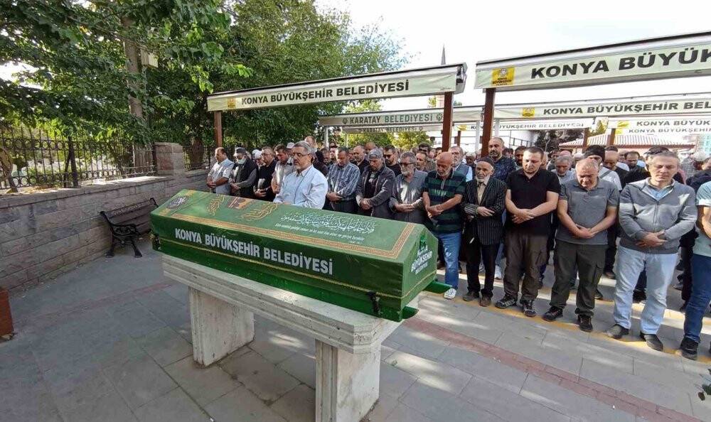 Maratonda hayatını kaybeden mühendis Konya'da toprağa verildi