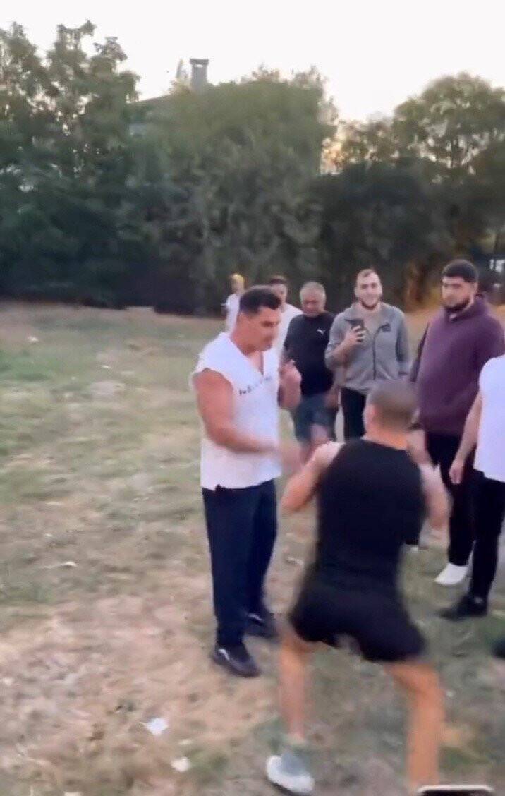 Kaan Kazgan ve Savaş Cebeci kavga ettiler paylaştılar! Gençlere kötü örnek