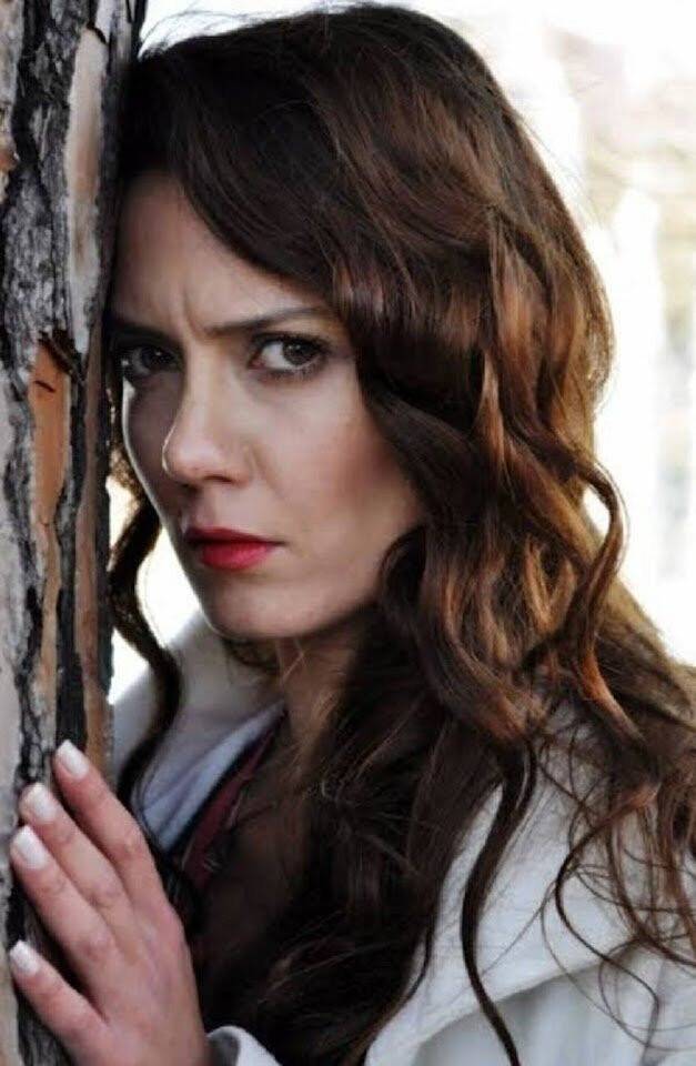 Merve Kayaalp’ten acı haber: Sinema oyuncusu, yaşamına son verdi!