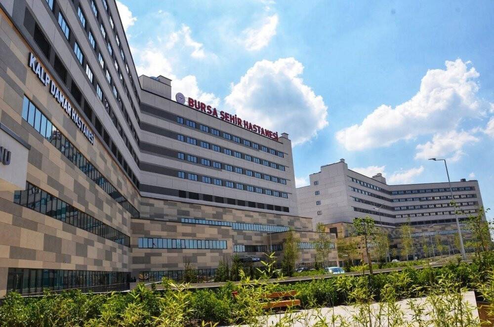 Akımlar aci, servislerde yoğunluğa neden oldu: En çok çocuklar etkileniyor