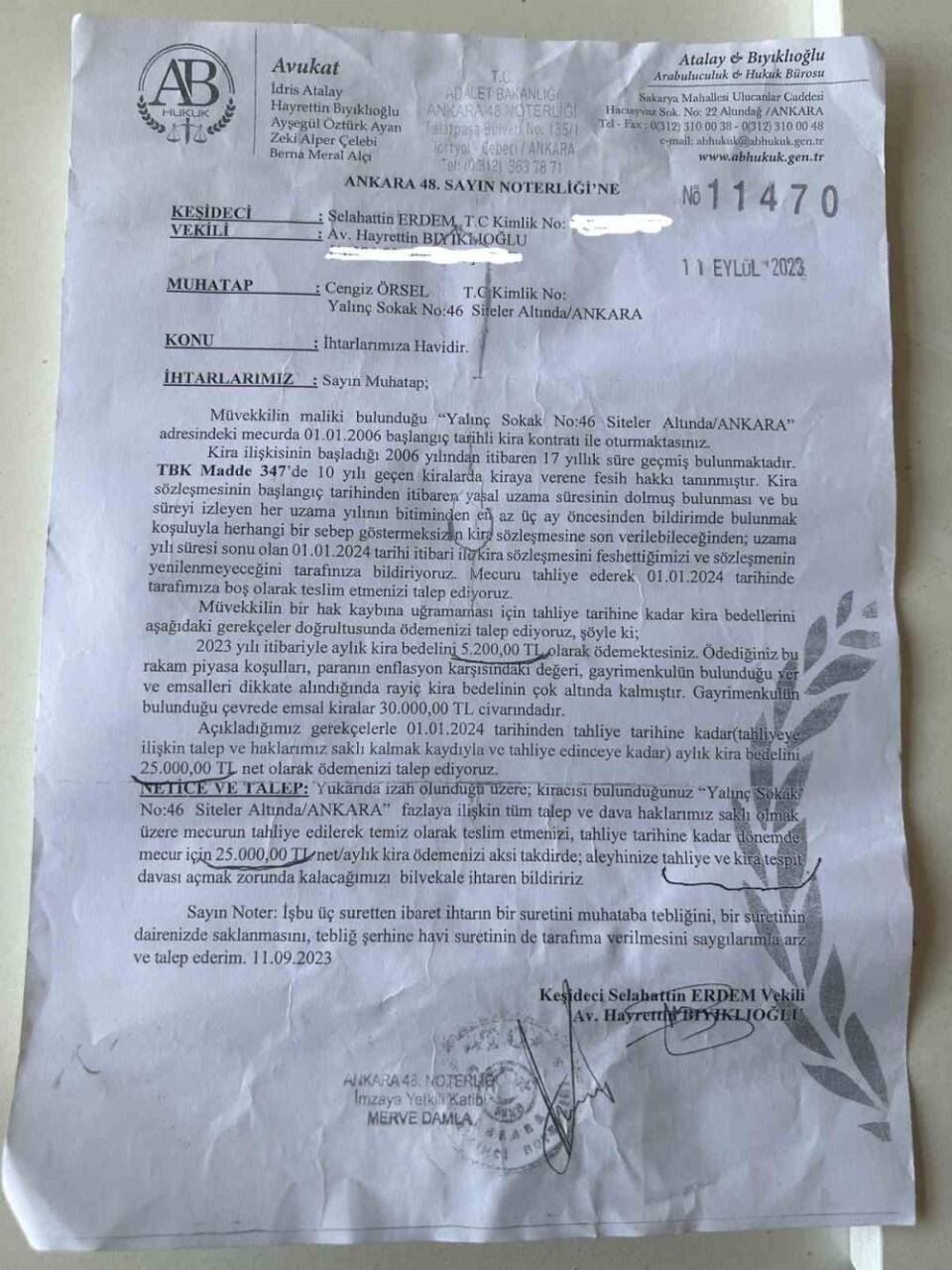 İşyeri sahibi yüzde 500 zam istedi! Pankartla isyan etti!