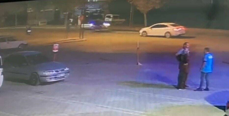 Konya'da hatalı U dönüşü yapan şahıs, 2 polisi yaralayıp kaçtı!