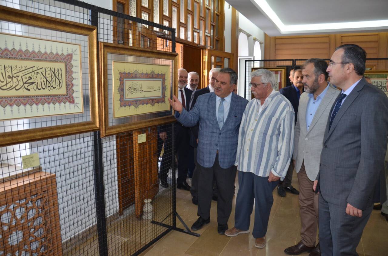 aa-20230926-32242614-32242610-mevlidi-nebi-ile-camiler-ve-din-gorevlileri-haftasi.jpg