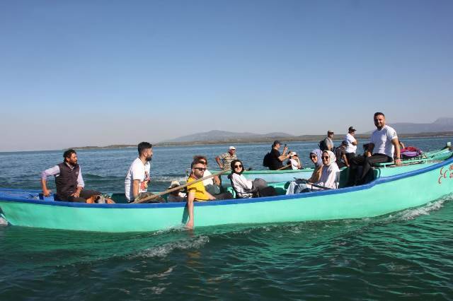 beysehir-golundeki-haciakif-adasi-8.jpg