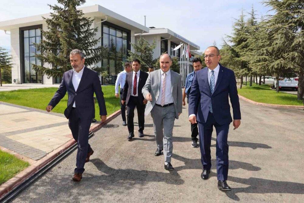 Konya Valisi Özkan'dan DOSD Meram'a övgü: İftihar ettik