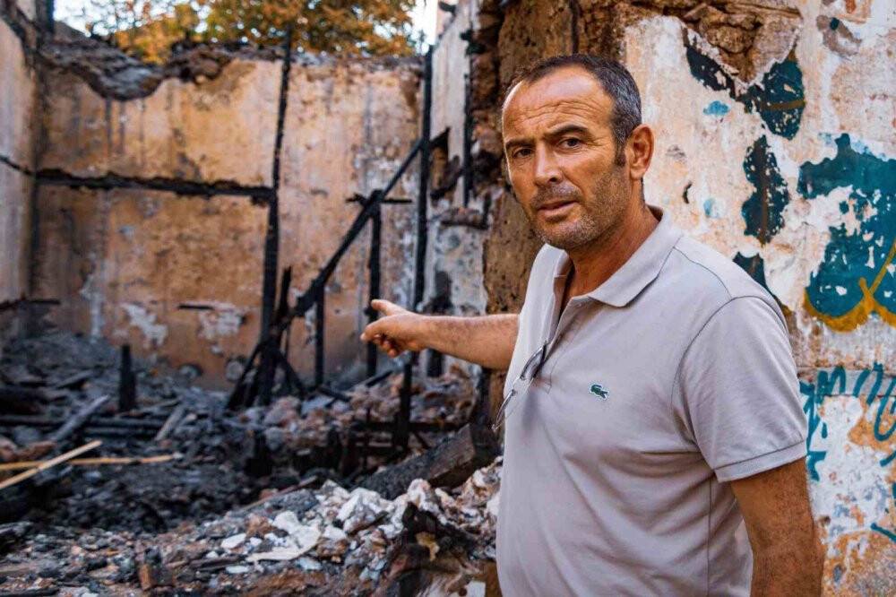 Her pazar yangın nöbetindeler: Mahalleli yetkililerden yardım bekliyor!