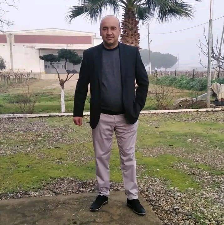 Direksiyon hakimiyetini kaybedince 2 araca birden çarptı: 1 ölü