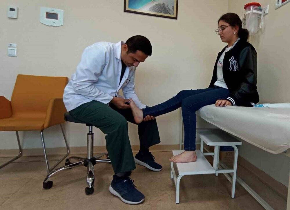 Ayaklarının kesilmesini bile düşünmüştü! Konya'da tedavi edildi
