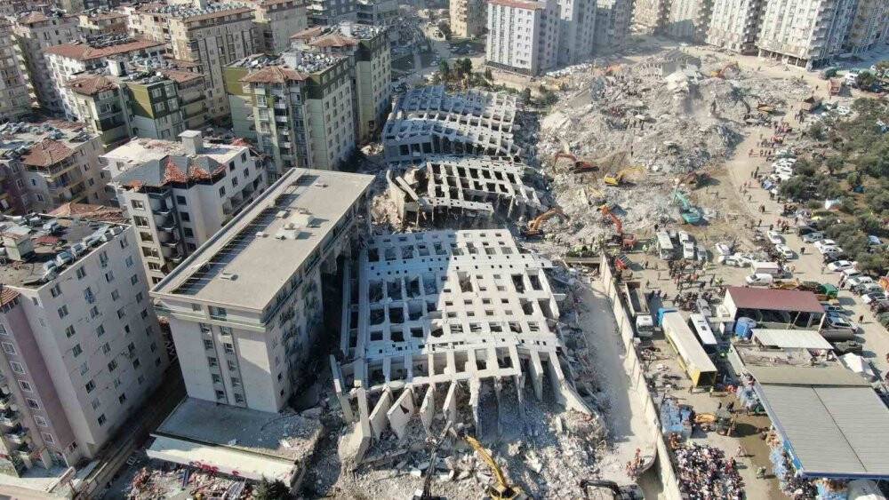 ‘Cennetten bir köşe’ denerek satılıyordu 52 kişi hala kayıp! Lüks mezarlığın mühendisinin tutuklanması acıları azalttı