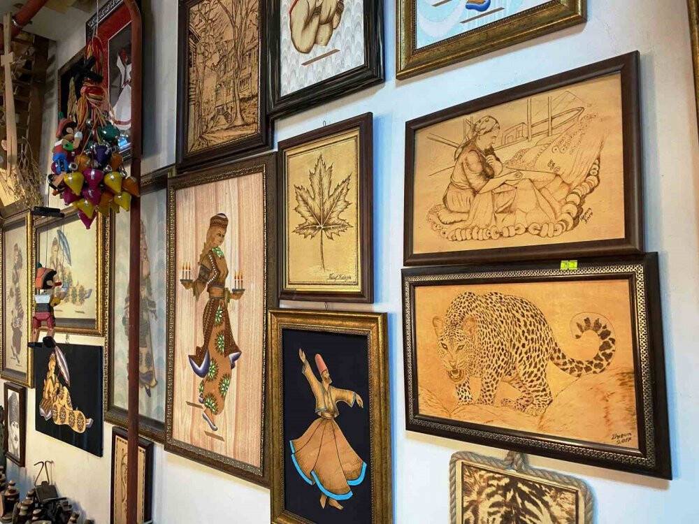 Konya'da ahşap yakma sanatının 56 yıllık ustası: Zeki Tuğyan