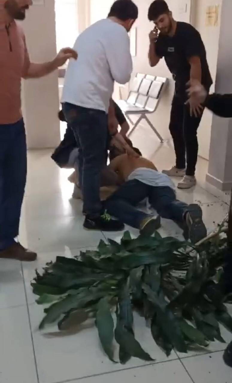 Doktorlara saldıran maganda "Polis bana işlemez!" diye meydan okumuş!