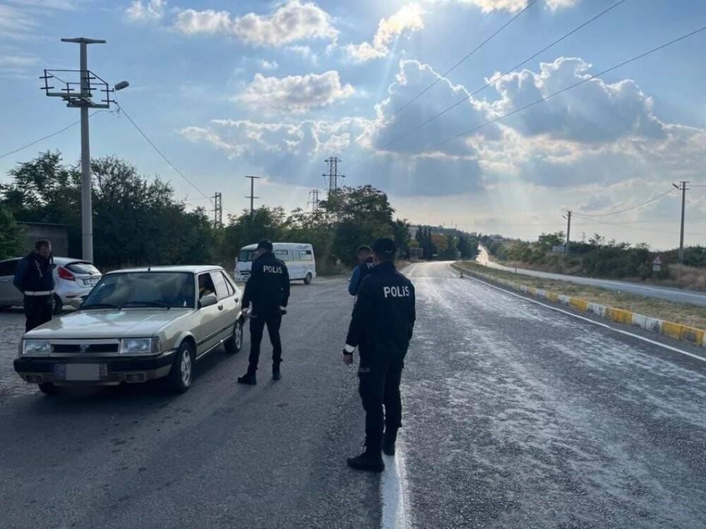 Manisa Emniyeti göz açtırmadı: Aranan 9 kişi yakalandı