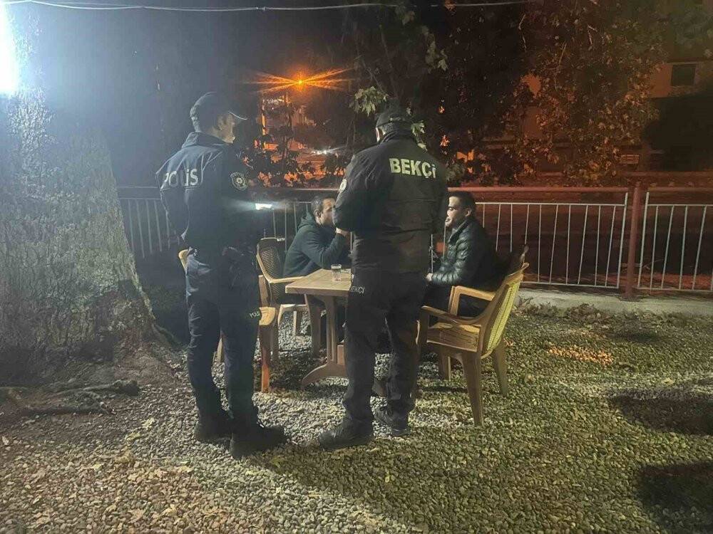 Manisa Emniyeti göz açtırmadı: Aranan 9 kişi yakalandı