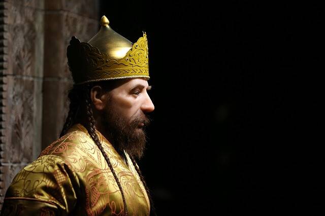 aa-20231019-32451615-32451601-uzmanlar-selcuklu-sultanlarinin-dna-analiziyle-heykellerini-yapti.jpg