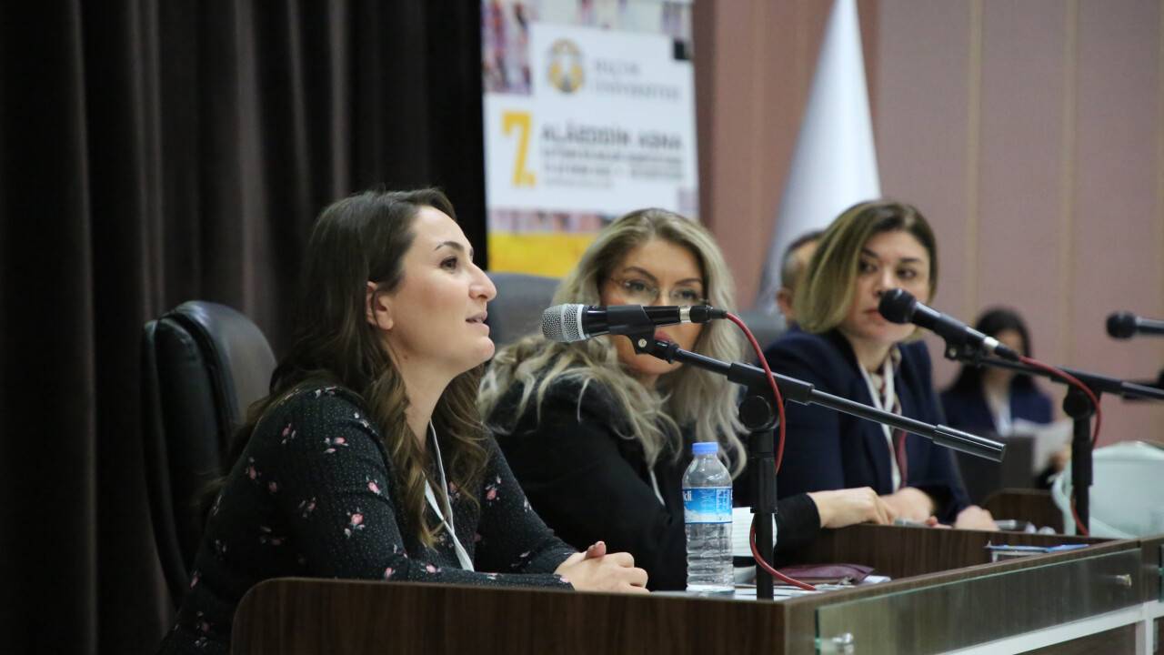 selcuk-iletisim-7-alaeddin-asna-iletisim-bilimleri-sempozyumuna-ev-sahipligi-yapti-1.jpg