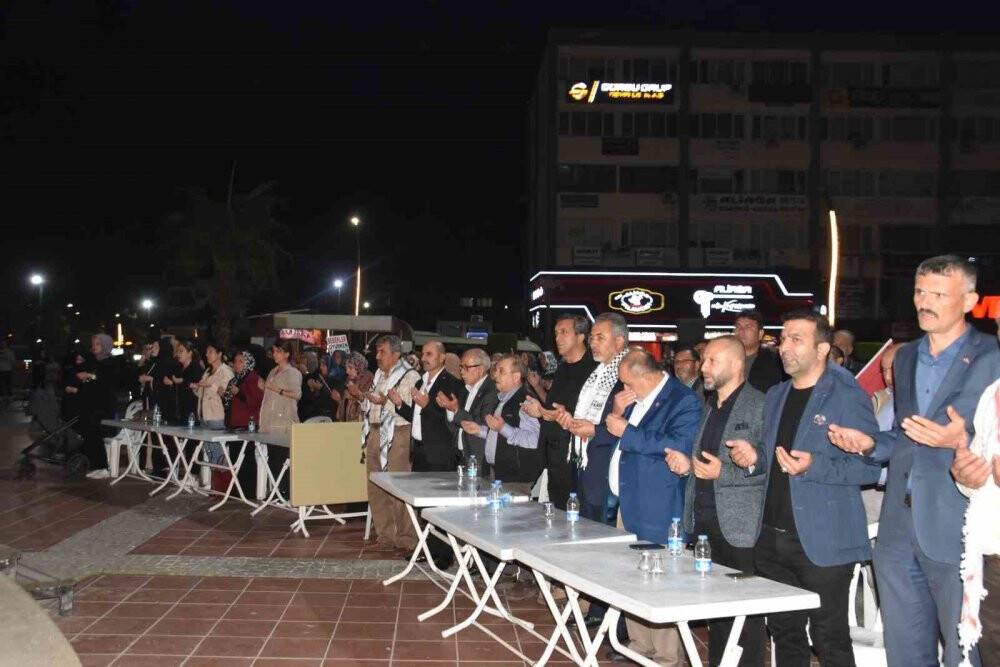İzmir Aliağa'da Gazze'ye destek mitingi yapıldı