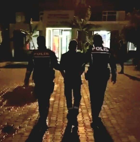 İzmir'de bir kişi motosikletliye çantasıyla vurmuştu: O ‘çanta’ silah sayıldı