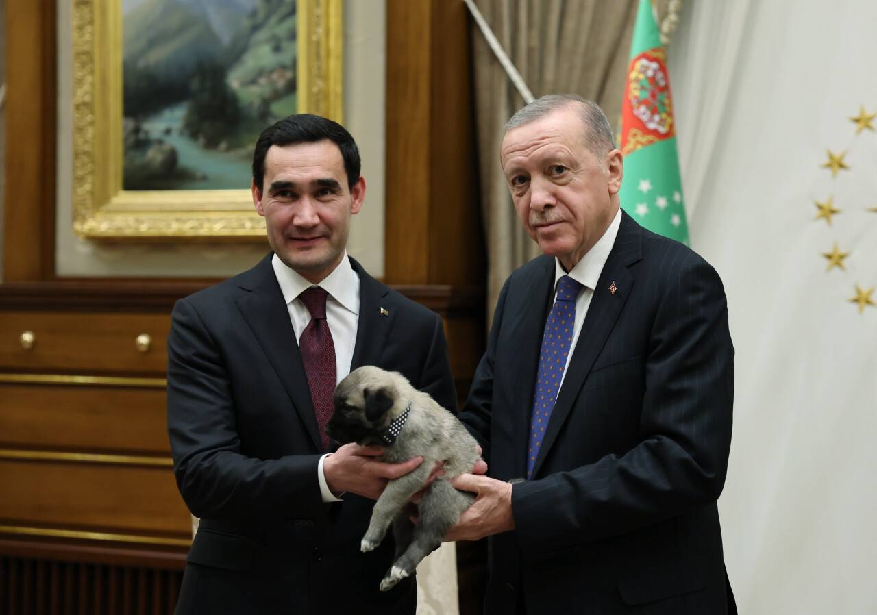 aa-20231026-32528494-32528492-cumhurbaskani-erdogan-turkmenistan-devlet-baskani-berdimuhammedov.jpg