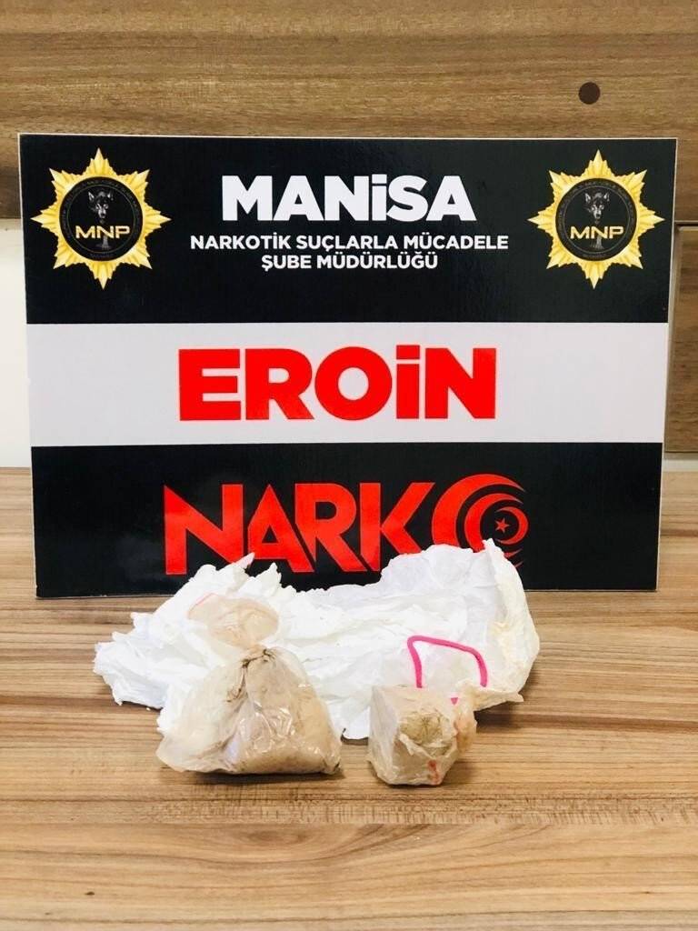 Manisa'da uyuşturucu tacirleri tek tek yakalanıyor: 26 tutuklama