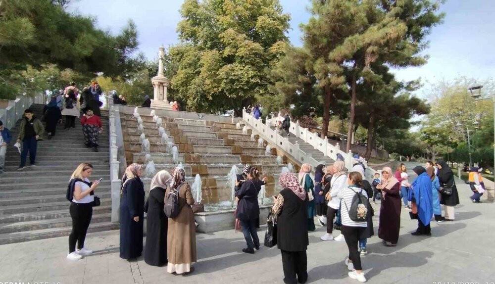 Mamaklı kadınlar Konya'yı gezdi