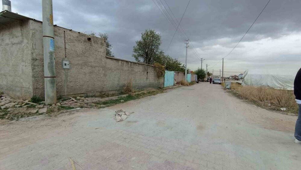 Eşini öldürüp kayın validesini yaraladıktan sonra kaçtı!