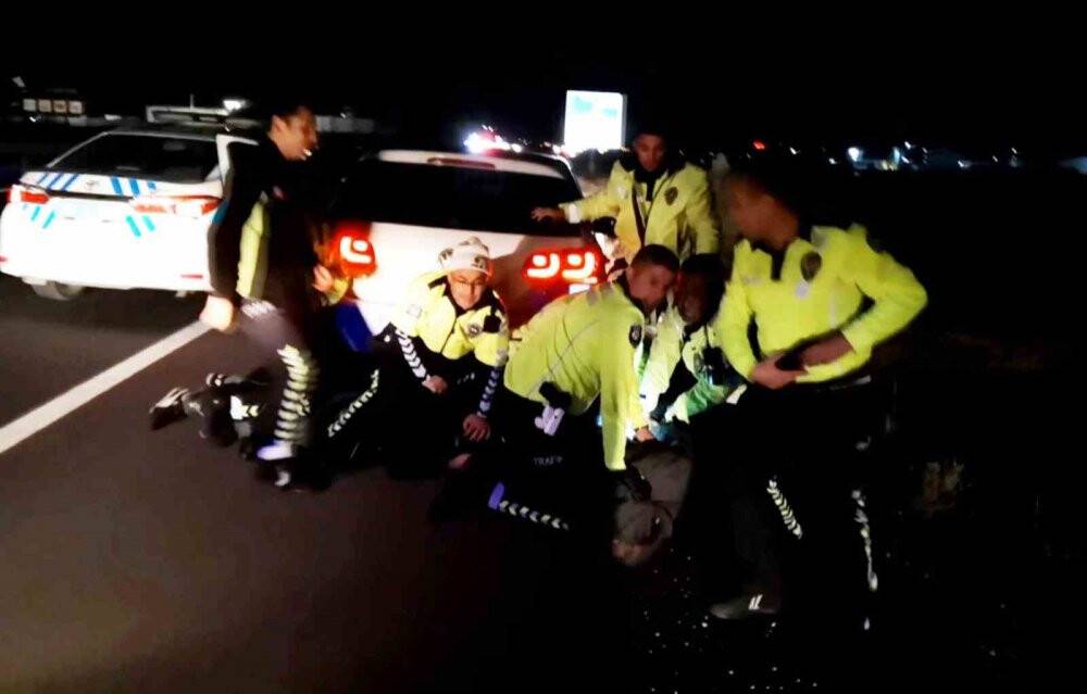 Konya yolunda film sahnelerini aratmayan kovalamaca