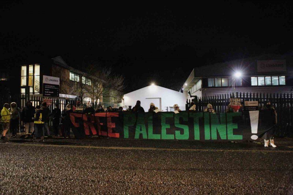 İngiltere ve İskoçya’da Gazze'yi vuran F-35 parçaları üreten firma önünde protesto