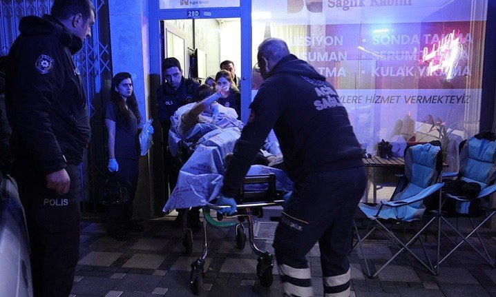Konya'da genç kıza bıçaklı saldırı