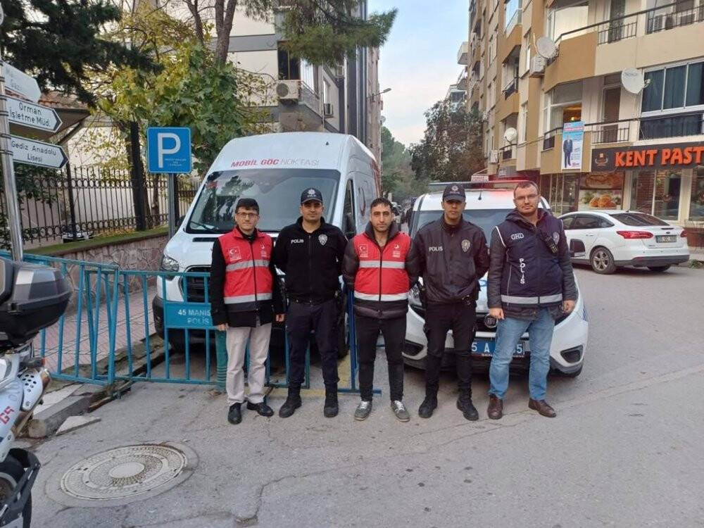 Manisa’da ’Mobil Göç Noktası’ uygulaması başladı