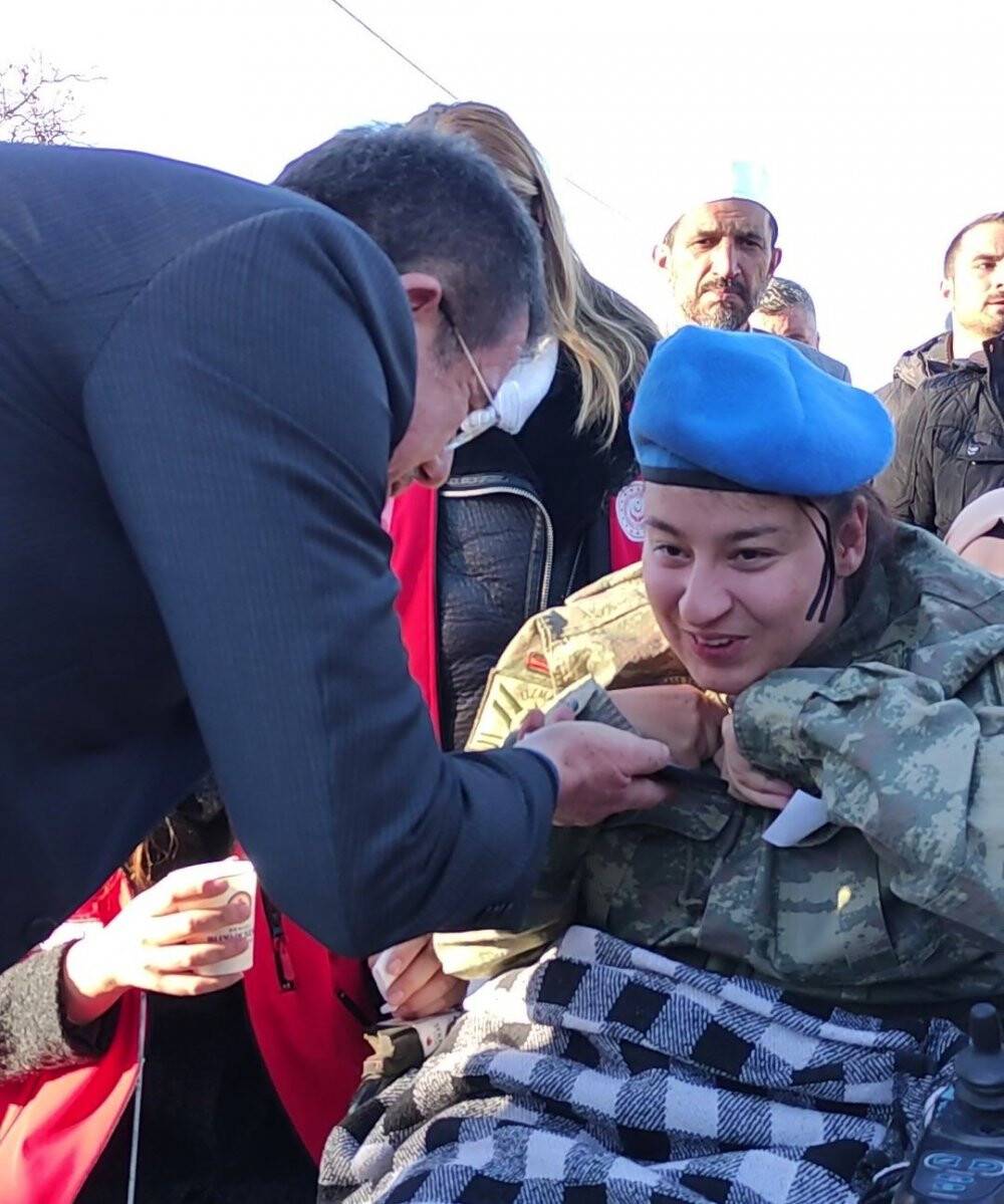 Cumhurbaşkanı Erdoğan şehit Mehmet Serinkan'ı ailesiyle telefonda görüştü