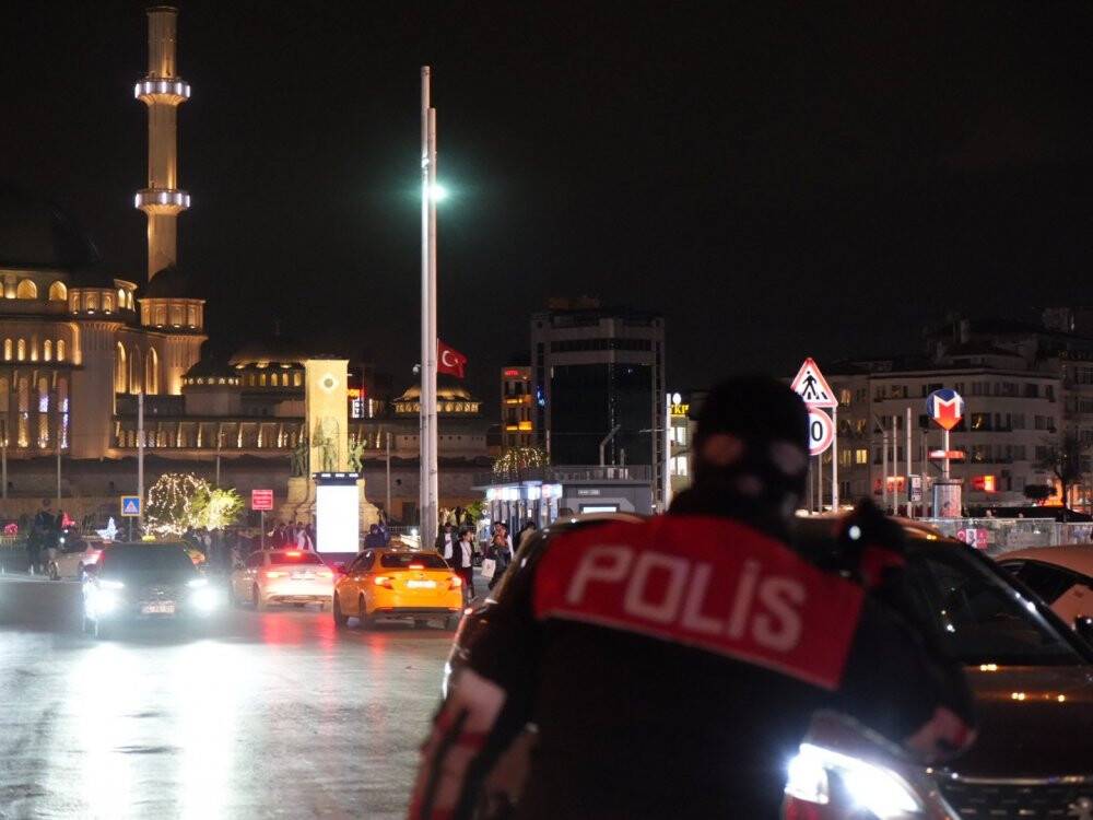 İstanbul’da helikopter destekli ’huzur’ uygulaması