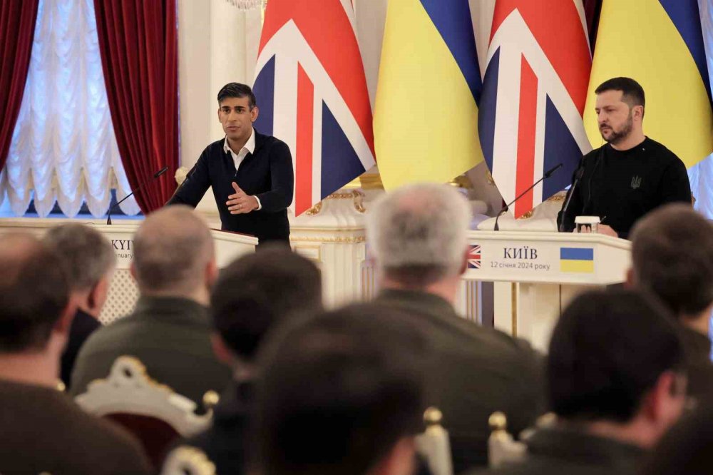 İngiltere’den Ukrayna’ya savaşı bitirmeme desteği