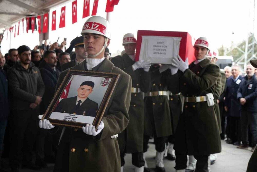 Şehit Piyade Uzman Çavuş Hakan Gün son yolculuğuna uğurlandı