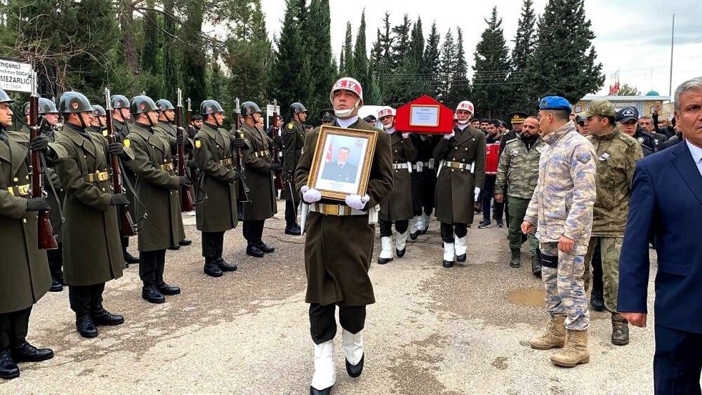 Şehit Piyade Uzman Çavuş Serkan Sayın son yolculuğuna uğurlandı