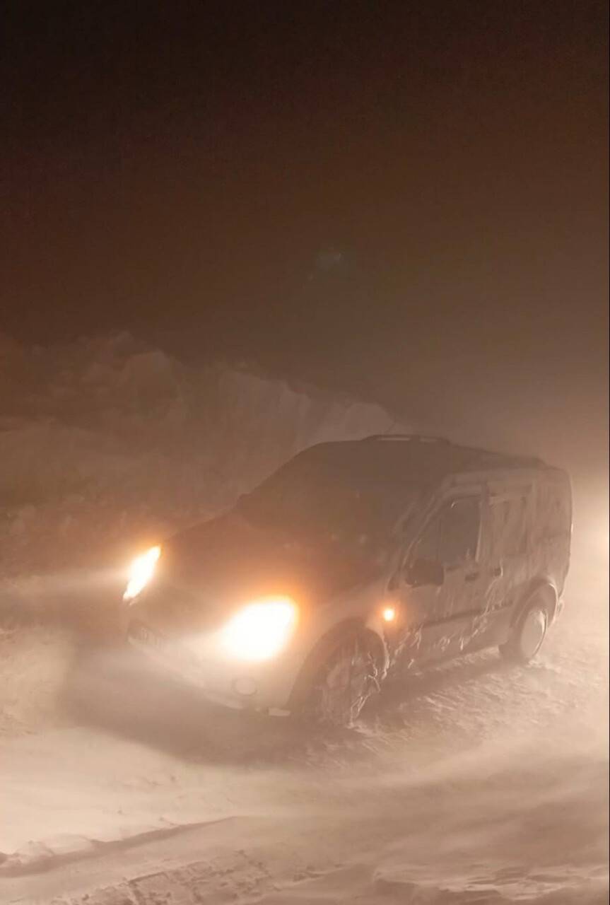 Mahsur kalan 70 kişi kurtarıldı