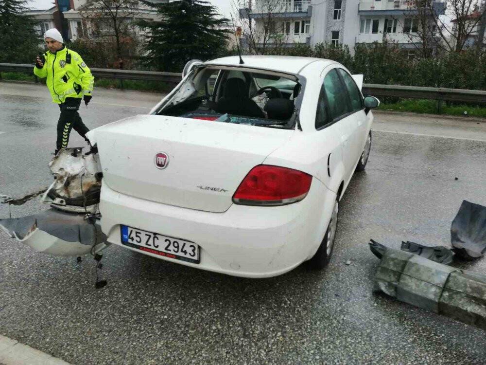 Manisa’da feci kaza: 1’i ağır 5 yaralı