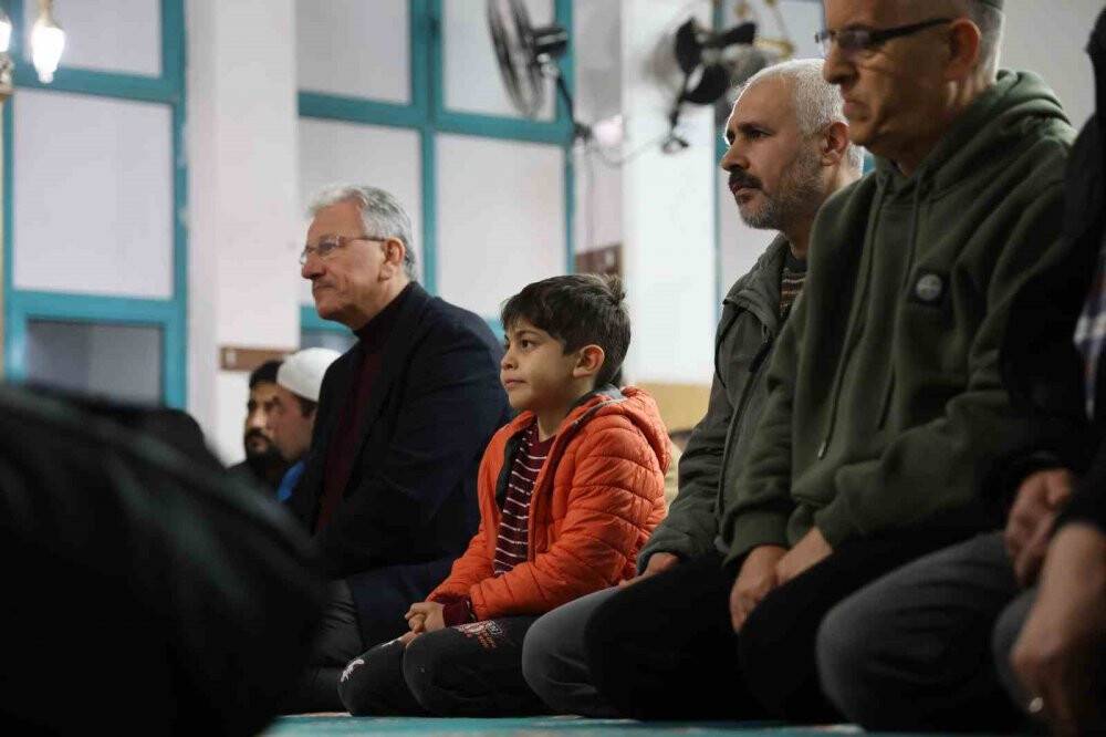 Hatay’da Miraç Kandili’nde eller semaya açıldı