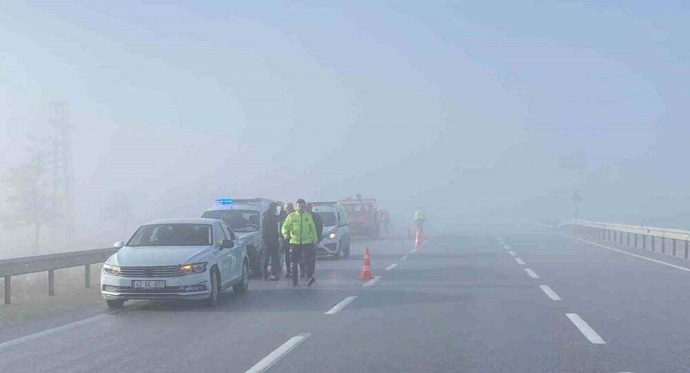 Kulu'da meydana gelen yoğun sis kazalara neden oldu