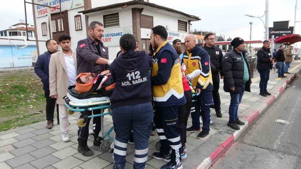 Zincirleme kazada ortalık savaş alanına döndü: 1’i ağır 5 yaralı
