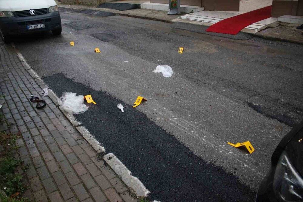 Konya’da avukat silahla vurulma anı kameralara yansıdı