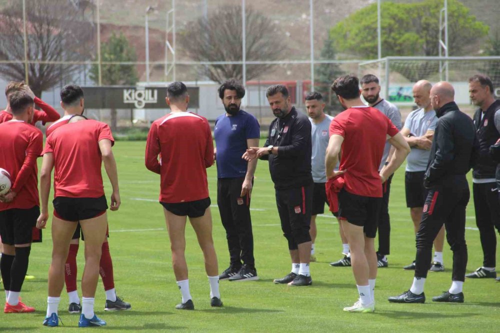 Bülent Uygun: “Konyaspor da zorlu bir süreçte ama yenmek istiyoruz”