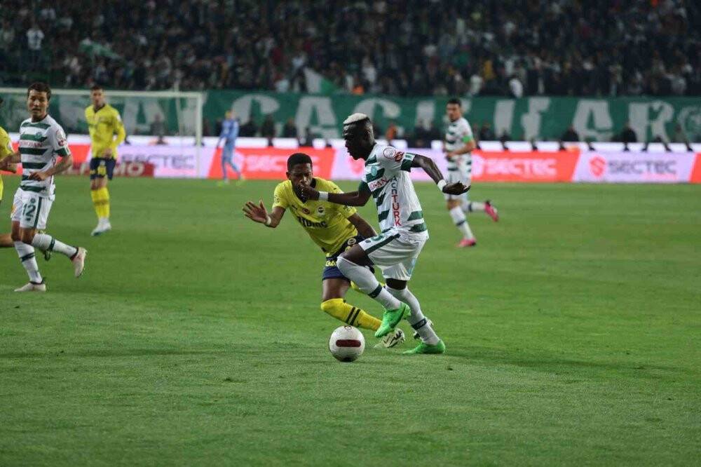 Trendyol Süper Lig: Konyaspor: 0 - Fenerbahçe: 0 (Maç sonucu)