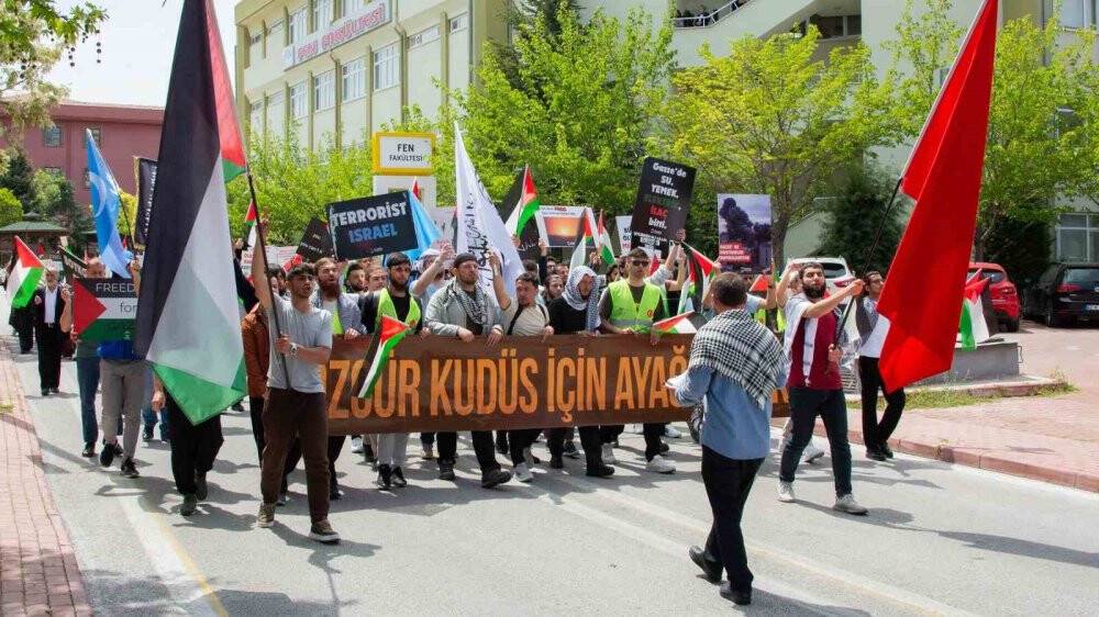Selçuk Üniversitesindeki Gazze nöbeti sürüyor