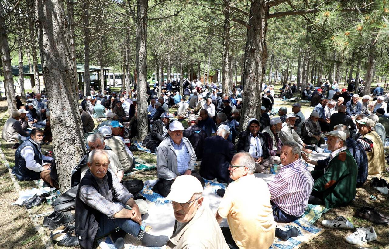 karatay-emekliler-6.jpg